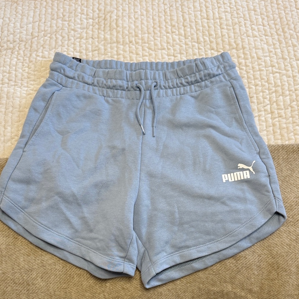 PUMA SHORTS